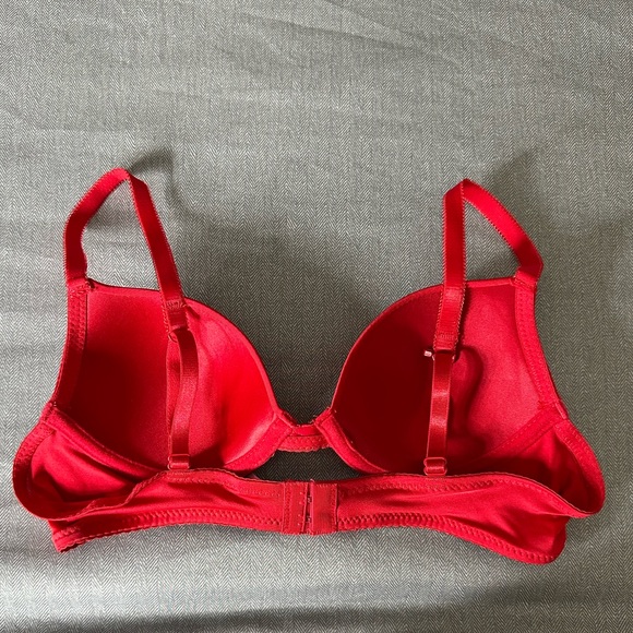 Amazon Essentials Bra - Picture 2 of 3